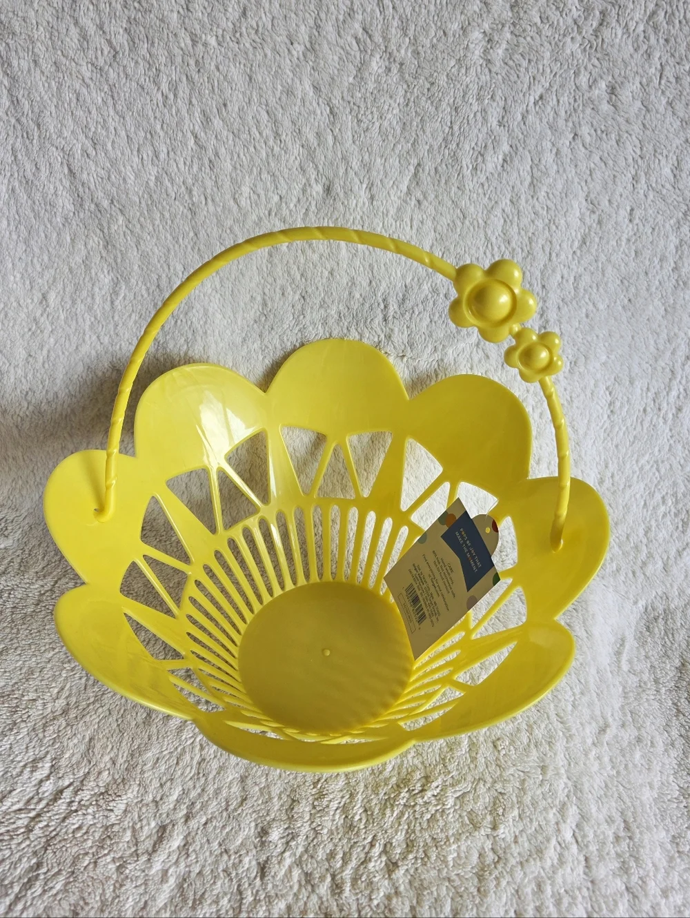 New Target Vintage Plastic Scallop Easter Basket for presents, Mothers Day 2026